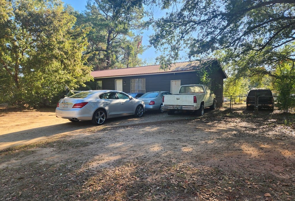 2523 Beachview Dr, Albany, GA 31705, USA — Photo 2