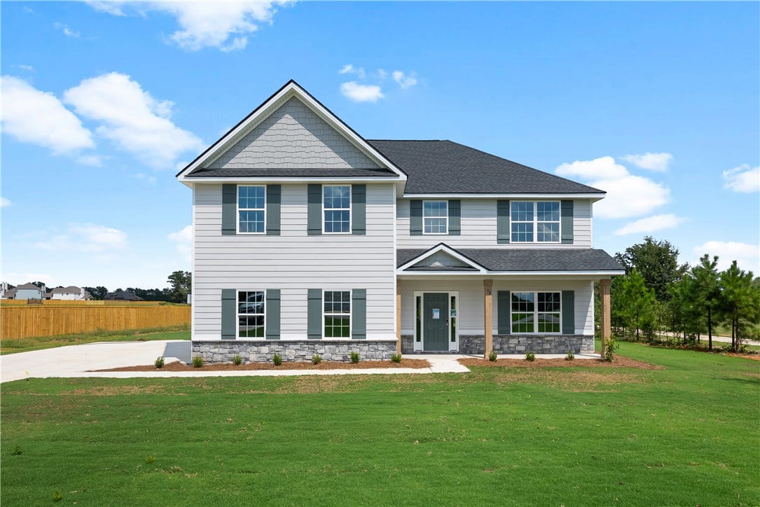 32 Heartland Blvd, Fort Mitchell, AL 36856