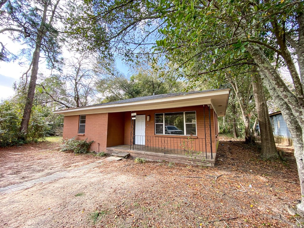 1311 Van Buren Street S, Albany, GA, 31701 — Photo 3
