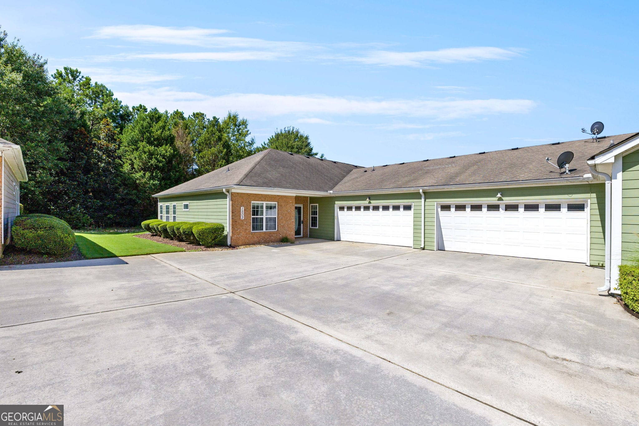 1502 Commonwealth Cir, Newnan, GA 30263, USA
