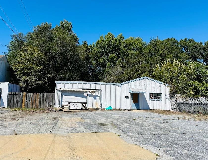 2121 S Lumpkin Rd, Columbus, GA 31903