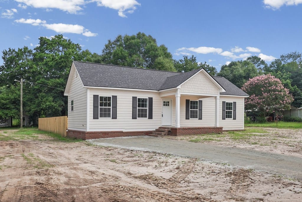 154 Creekside Dr, Leesburg, GA 31763, 154 Creekside