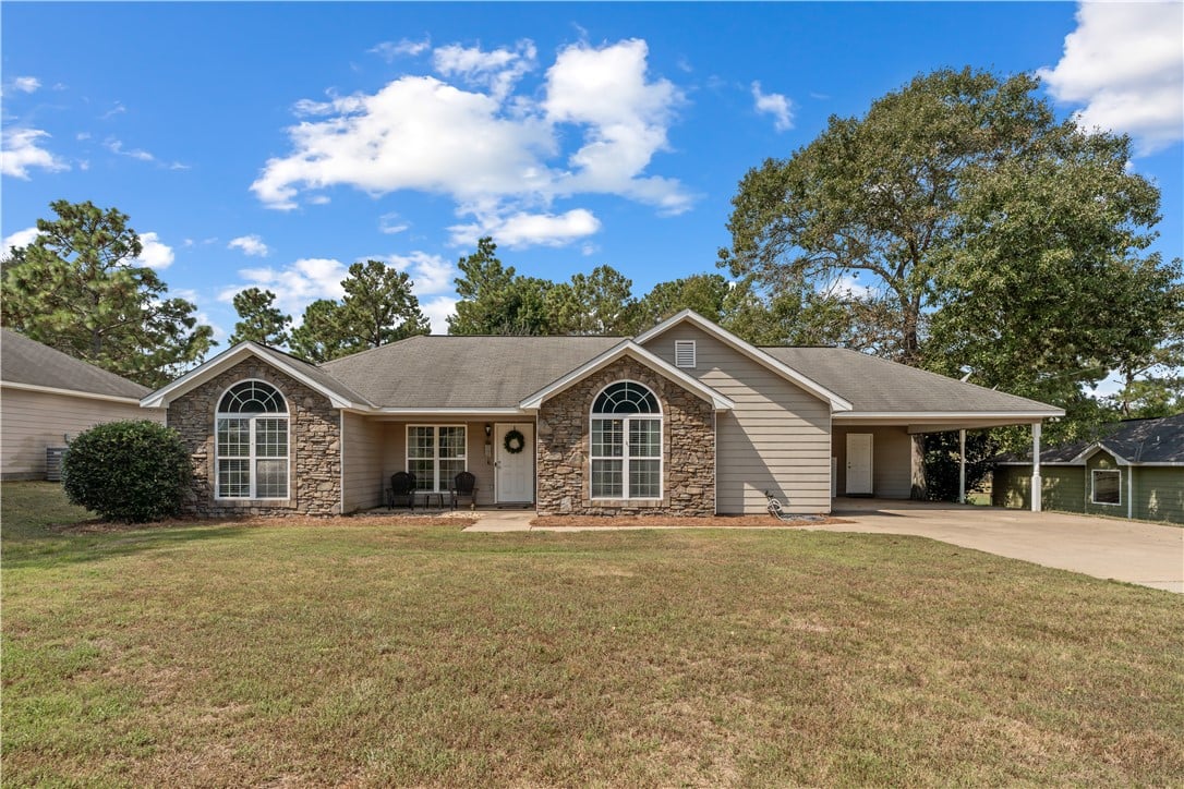 615 Lee Rd 2087, Salem, AL 36874