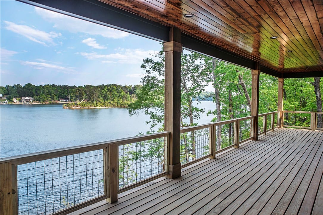 184 Highland Cir, Alexander City, AL 35010, USA, This expansive outdoor space offers sweeping water