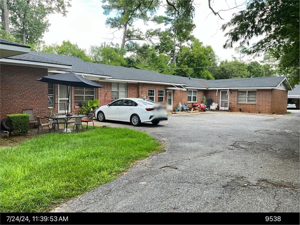 1527 Dawson Rd, Albany, GA 31707