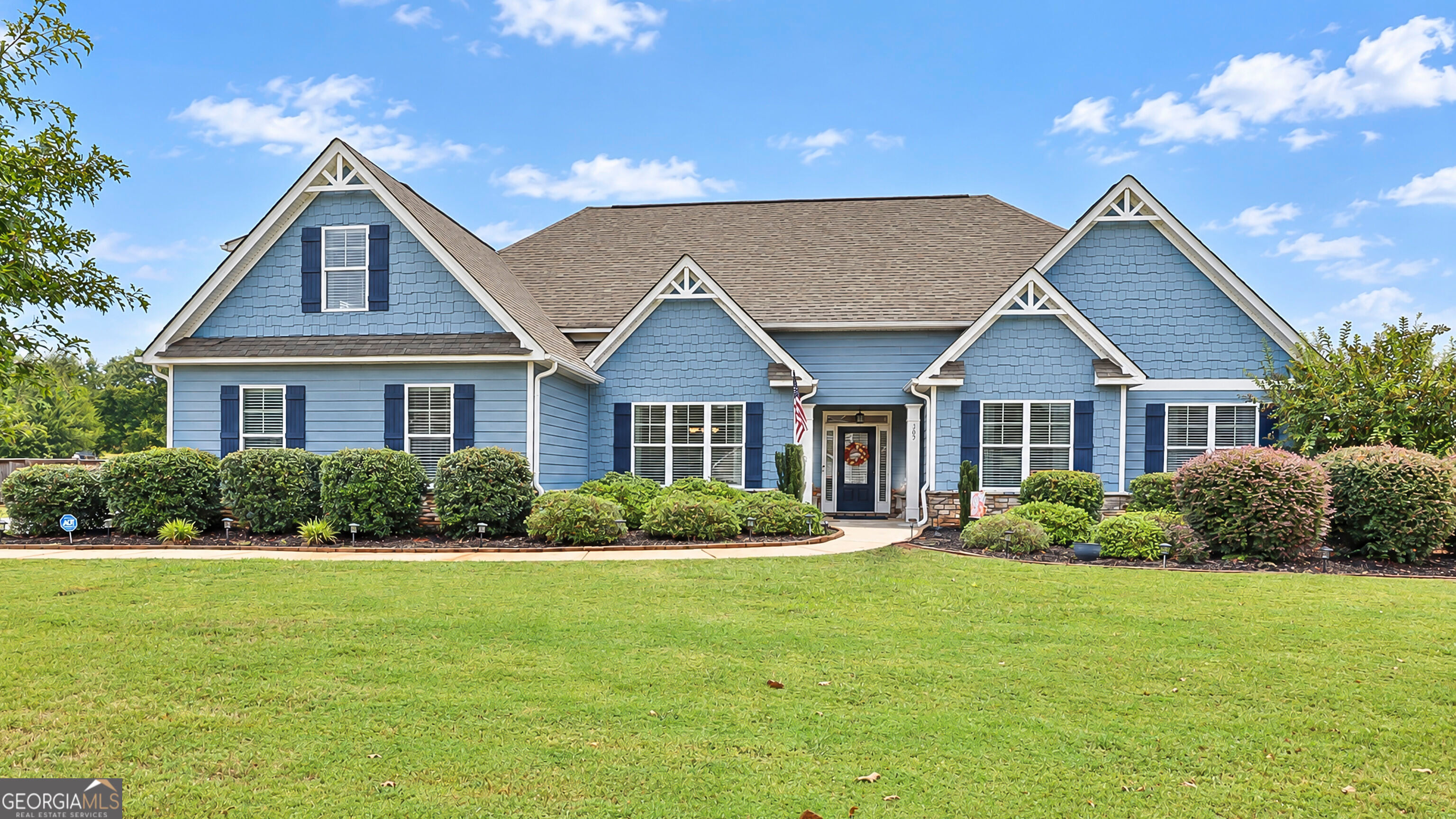 100 Reserve Pl, Senoia, GA 30276