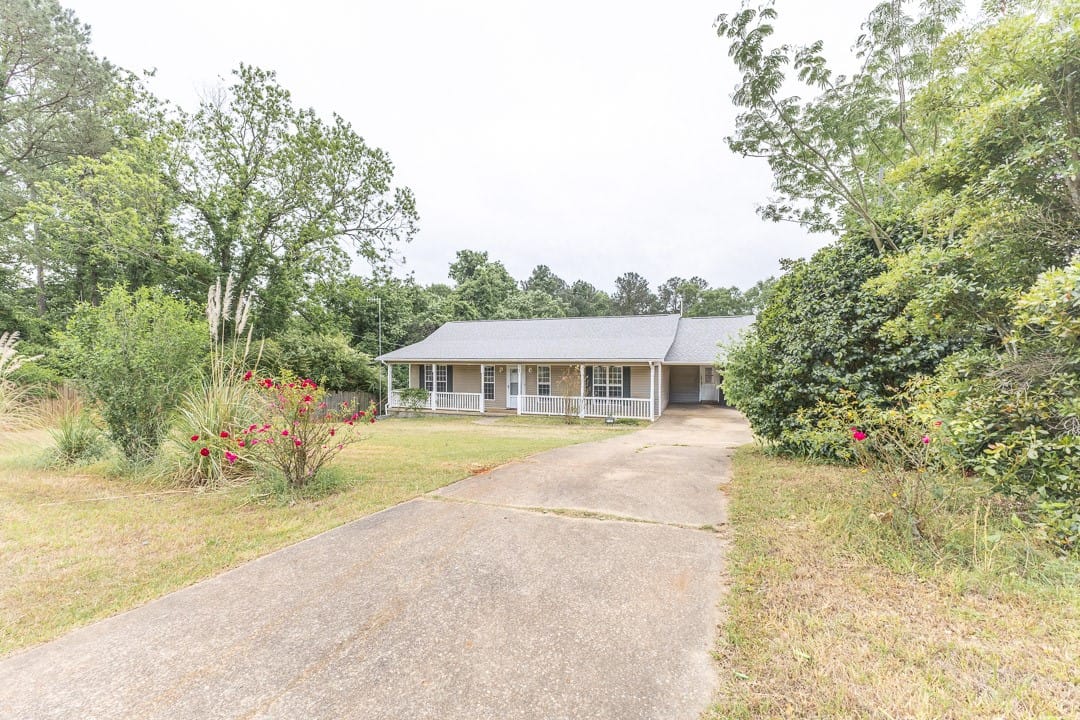 2107 South Seale Road, Phenix City, AL, 36869 — Photo 2