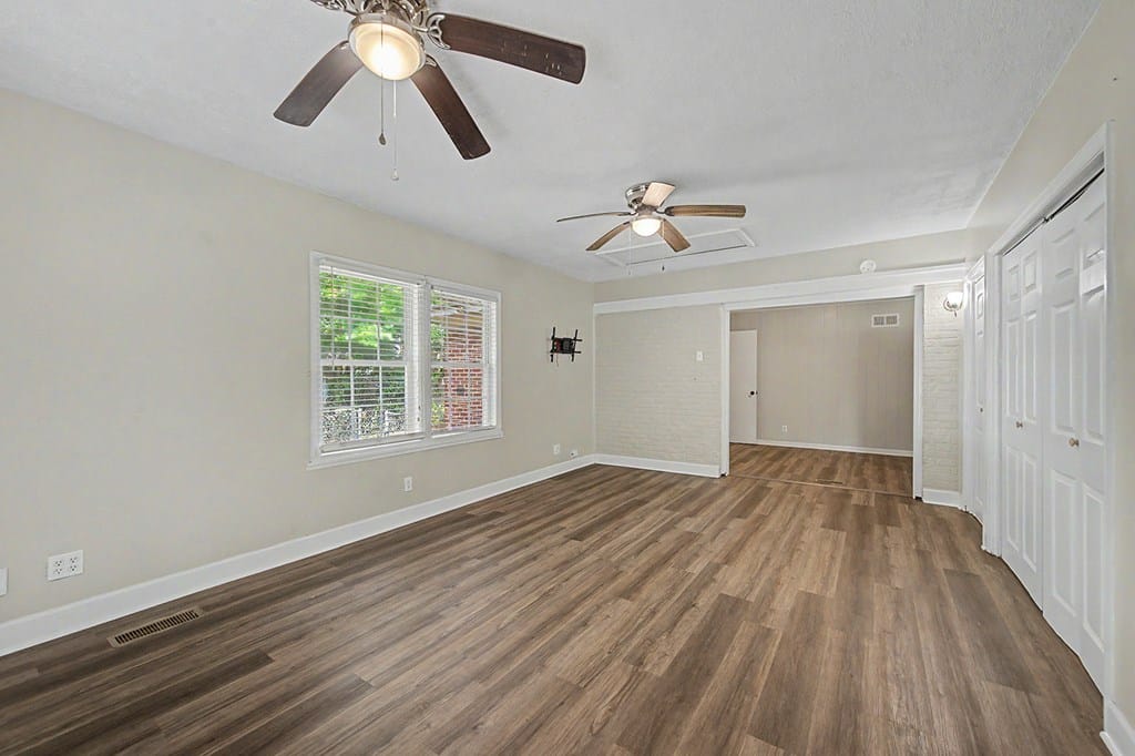 1925 W Whitney Ave, Albany, GA 31707