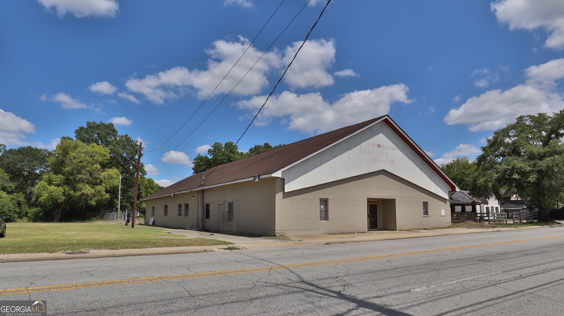 2403 Cusseta Rd, Columbus, GA 31903