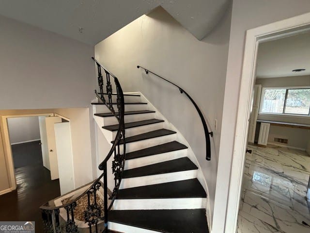 819 Venetta Pl NW, Atlanta, GA 30318, USA — Photo 2