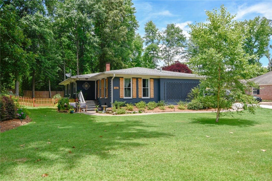 1105 East Samford Avenue, Auburn, AL, 36830