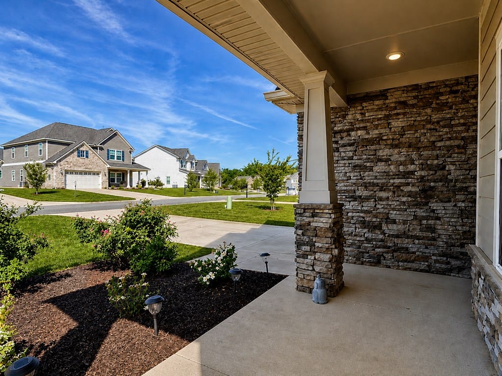 190 Red Oak Place, Smiths Station, AL, 36877 — Photo 2