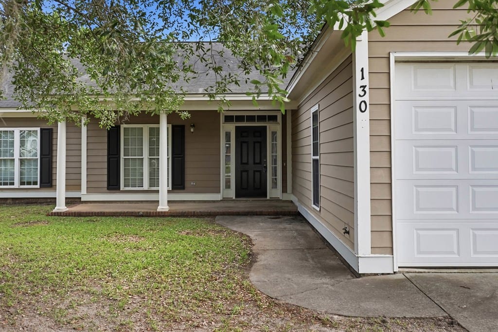 130 Edinborough Dr, Leesburg, GA 31763