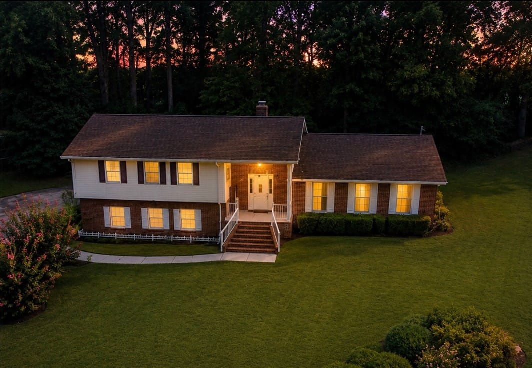 100 19th Avenue Southwest, Lanett, AL, 36863