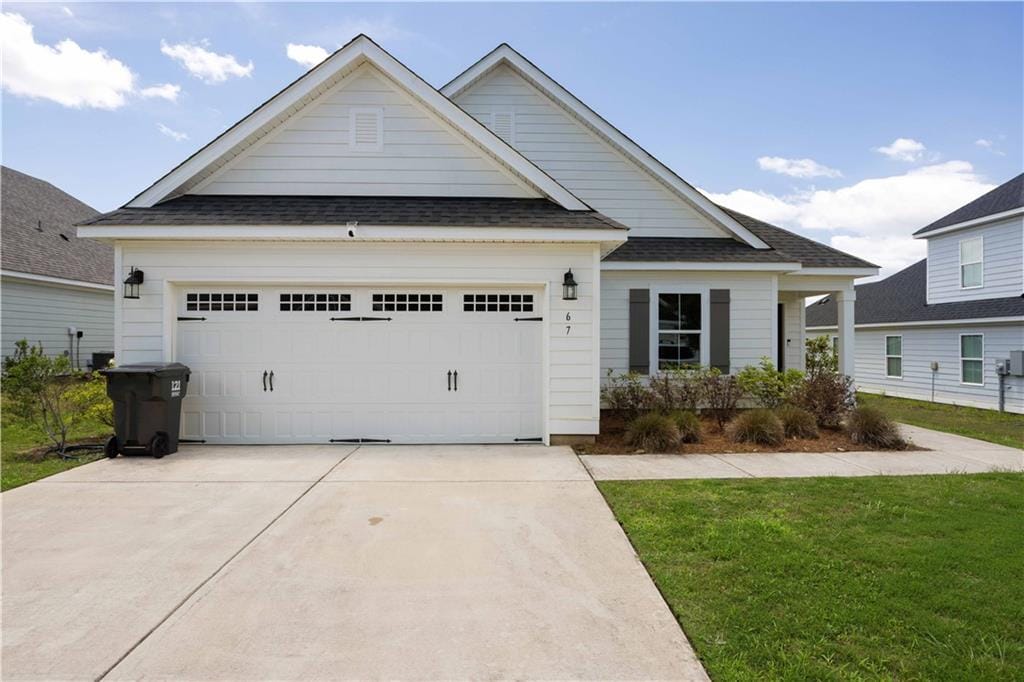 67 Ivy Lp, Smiths Station, AL 36877
