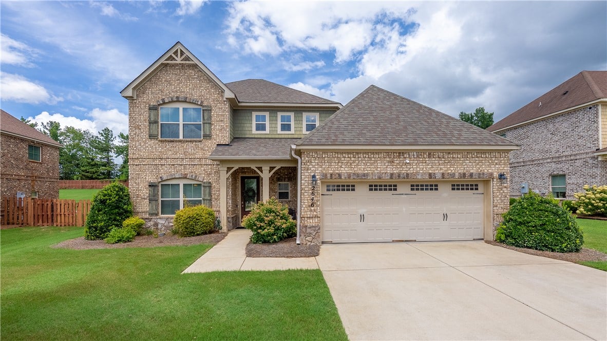 2646 Salford St, Auburn, AL 36832