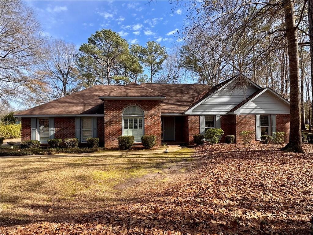 166 Acorn, Smiths Station, AL, 36877
