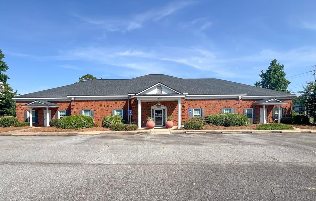 1201 Stuart Ave, Albany, GA 31707