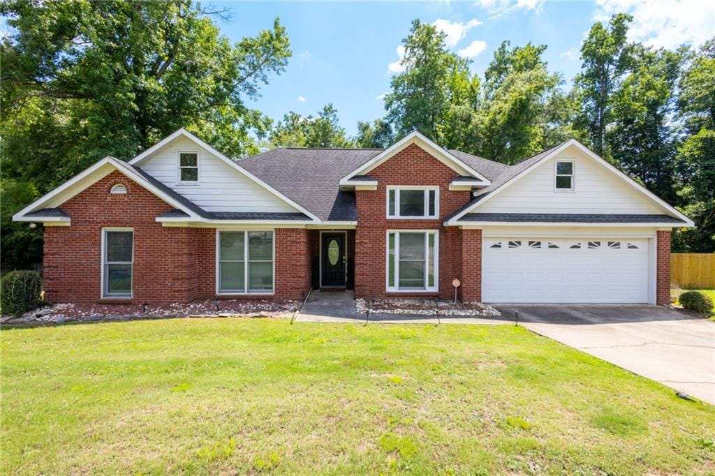 3307 Hummingbird, Phenix City, AL, 36867