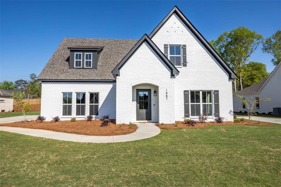 1887 Long Leaf Lane, Opelika, AL, 36801