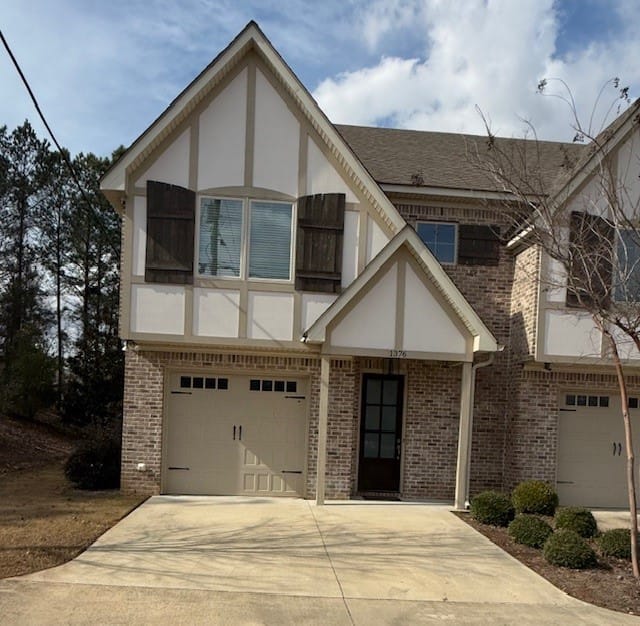 1376 S Donahue Dr #1, Auburn, AL 36832