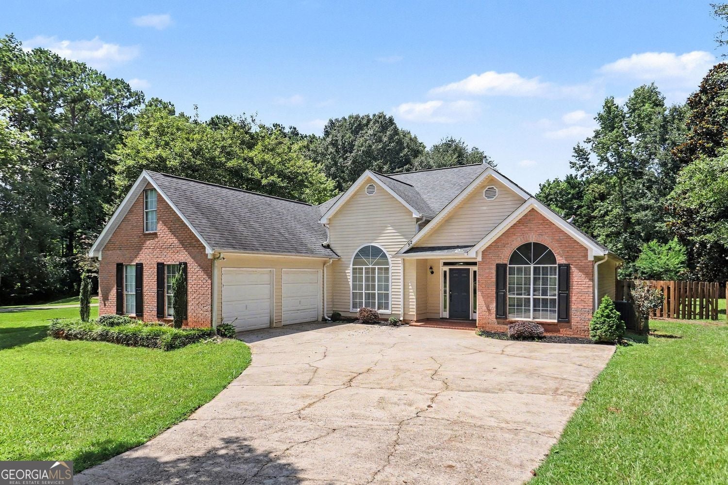 52 Mosswood Ct, Newnan, GA 30265