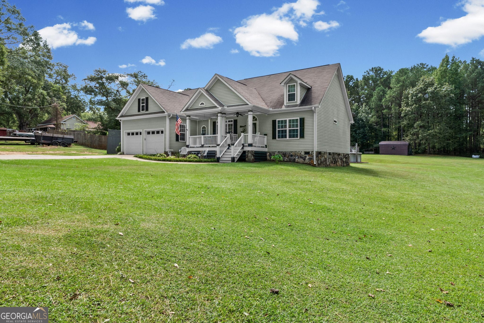 207 Dr Elliott Rd, Newnan, GA 30263