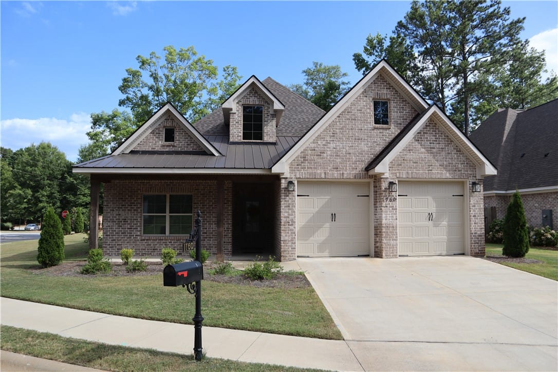 1760 LOIS, Auburn, AL, 36832