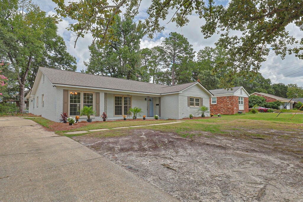 2201 Devonshire Dr, Columbus, GA 31904