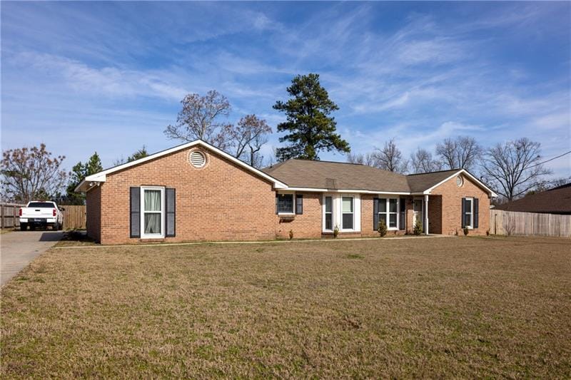 2307 Dobbs, Phenix City, AL, 36870 — Photo 2