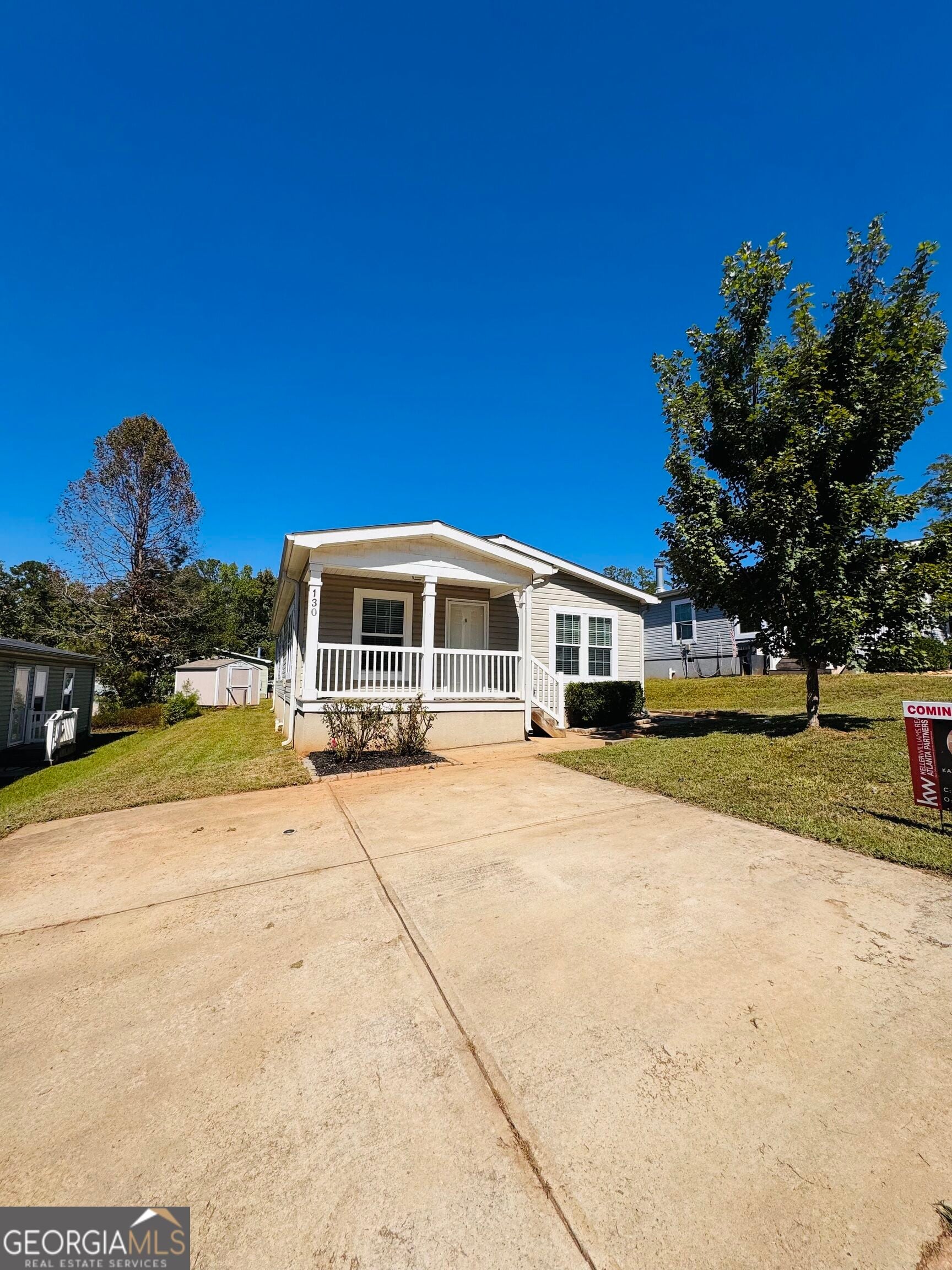 130 Bob White Ln, Newnan, GA 30263