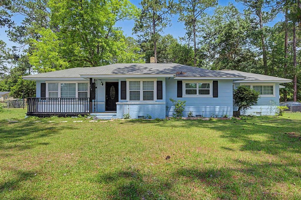 939 Crawford Dr, Albany, GA 31705