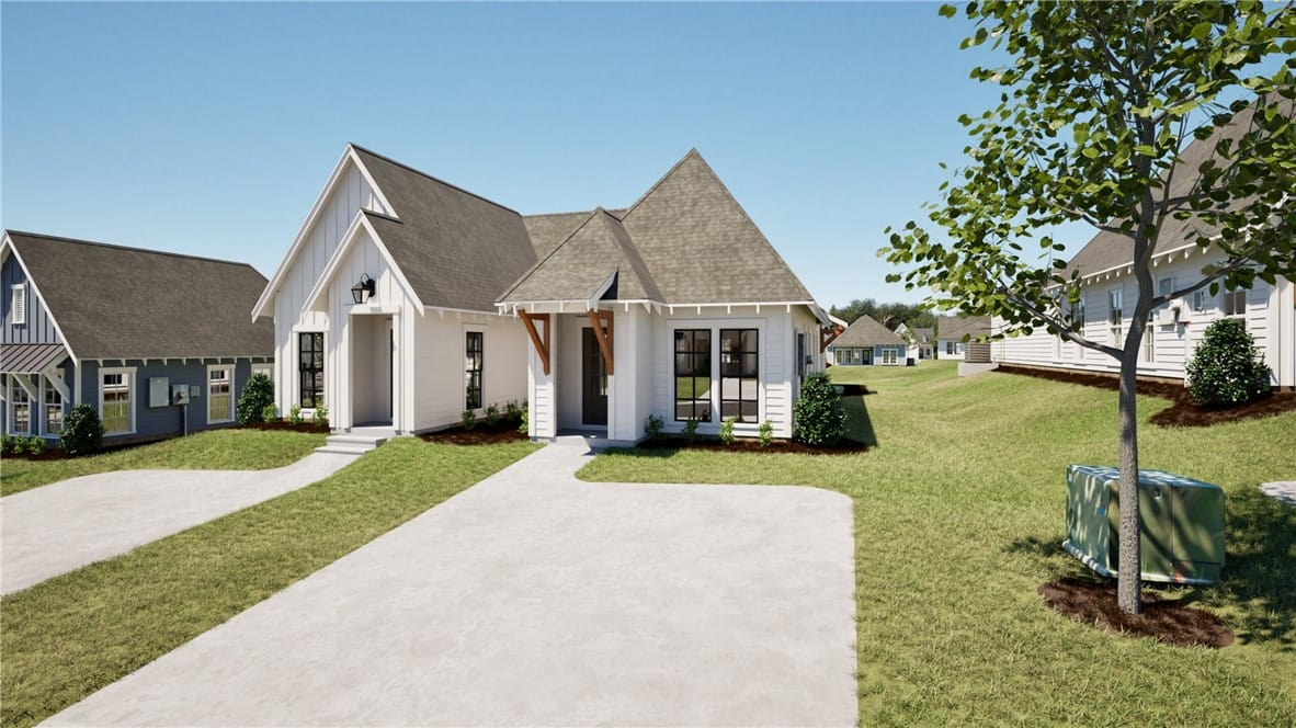 03227 BRADLEY, Auburn, AL, 36830