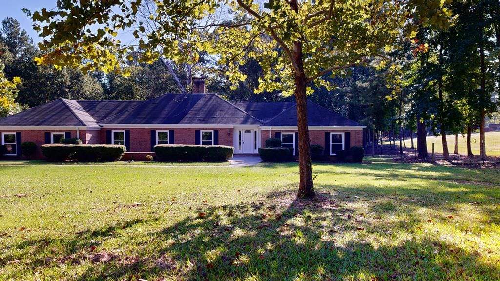 546 Sivell Rd, LaGrange, GA 30241, USA — Photo 1