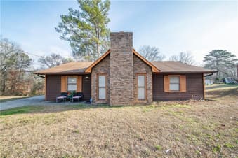 1110 16th, Phenix City, AL, 36869