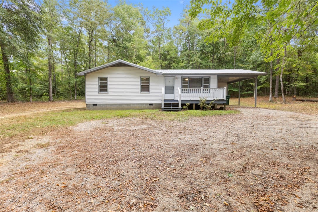 324 Forest Rd, Notasulga, AL 36866