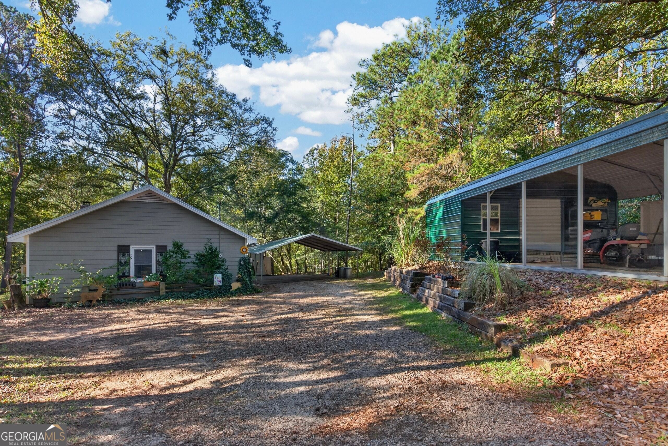 371 S Grayson Trail, Hogansville, GA 30230