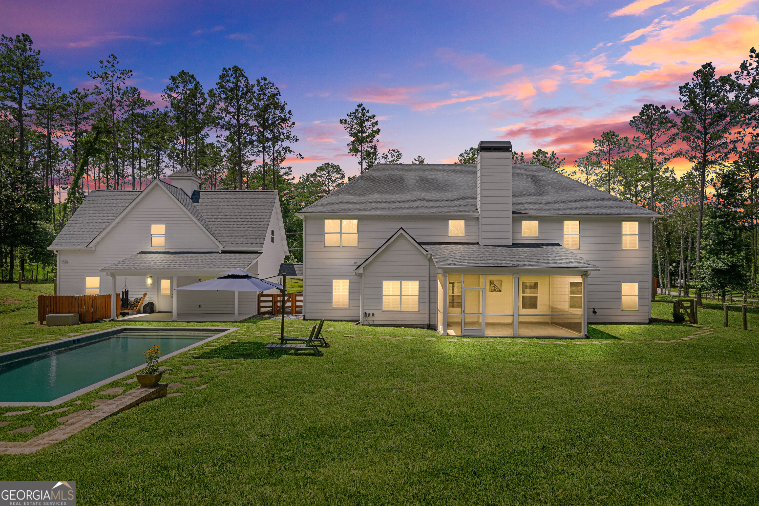 695 Dead Oak Rd, Senoia, GA 30276