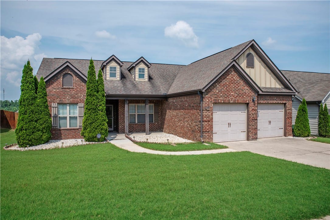 2802 Tara Court, Opelika, AL, 36804