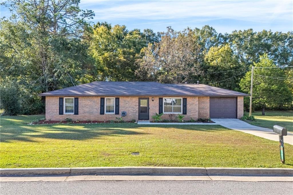 507 Crabapple Avenue, Lafayette, AL, 36862
