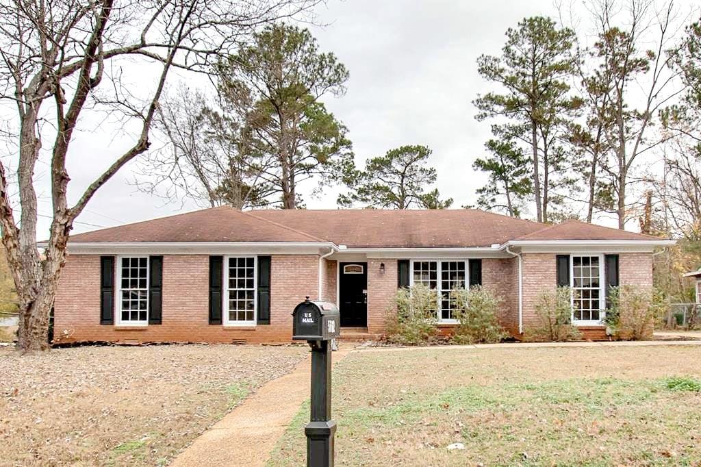 5662 Neassie Street, Columbus, GA, 31909