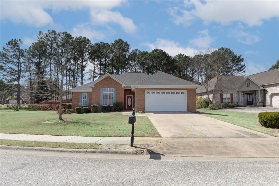 447 Belmonte Drive, Auburn, AL, 36830