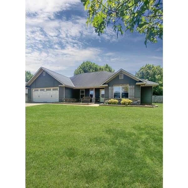 8 Farmboy, Fort Mitchell, AL, 36856