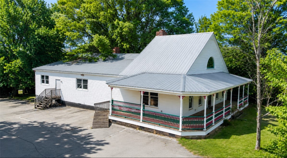 1319 Opelika Rd, Auburn, AL 36830