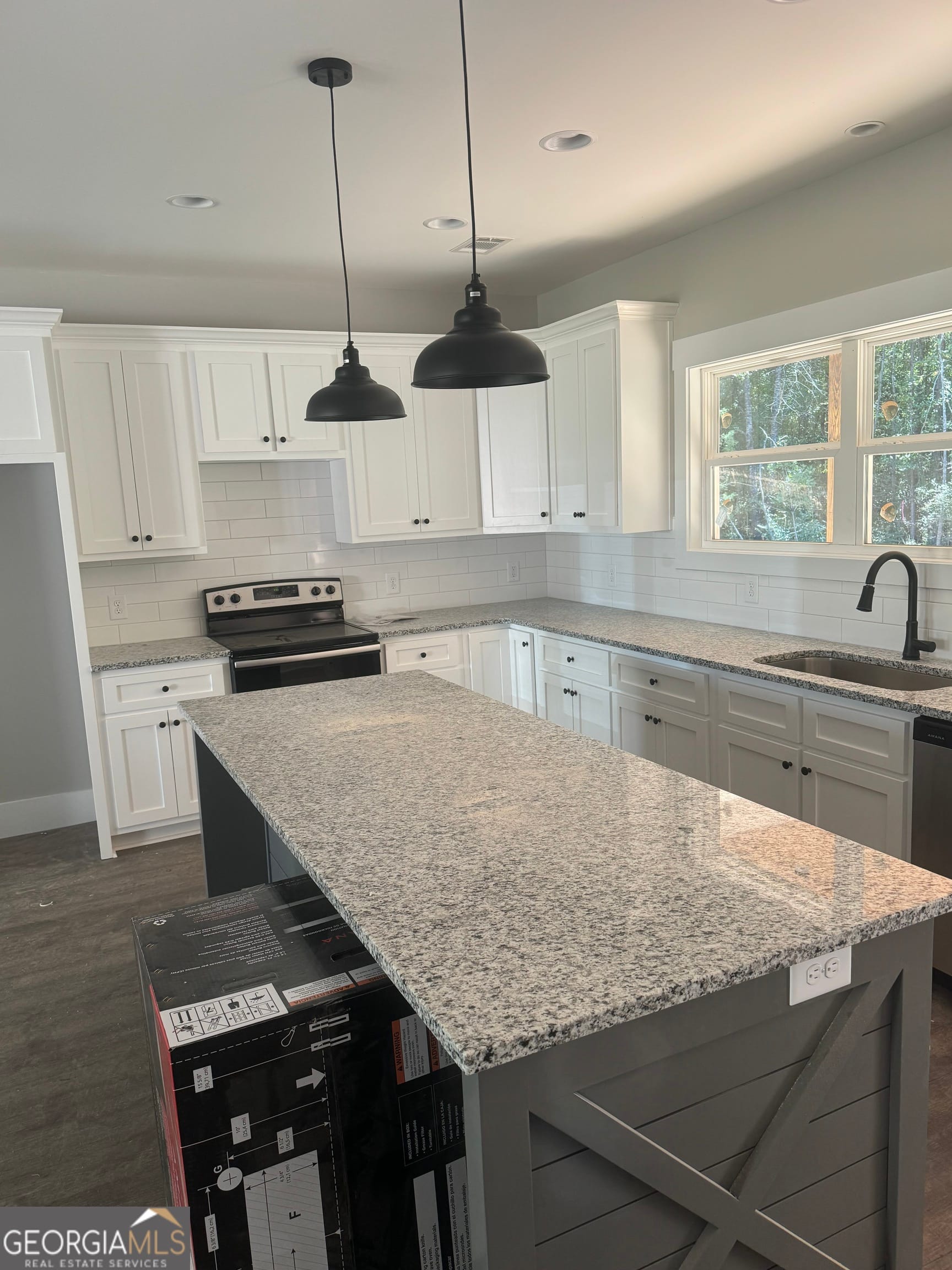 1515 Wisteria, West Point, GA, 31833