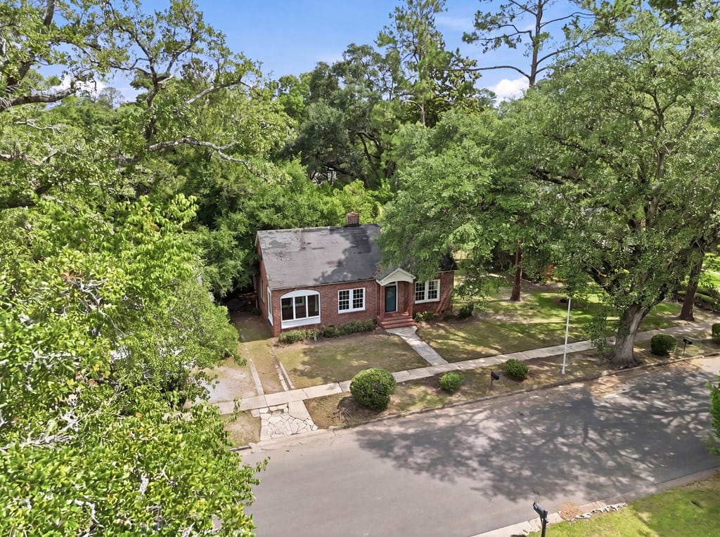 825 Rosedale Ave, Albany, GA 31701