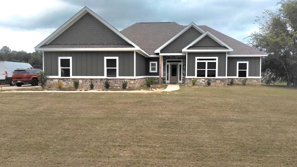 152 McLendon Rd, Fort Mitchell, AL 36856