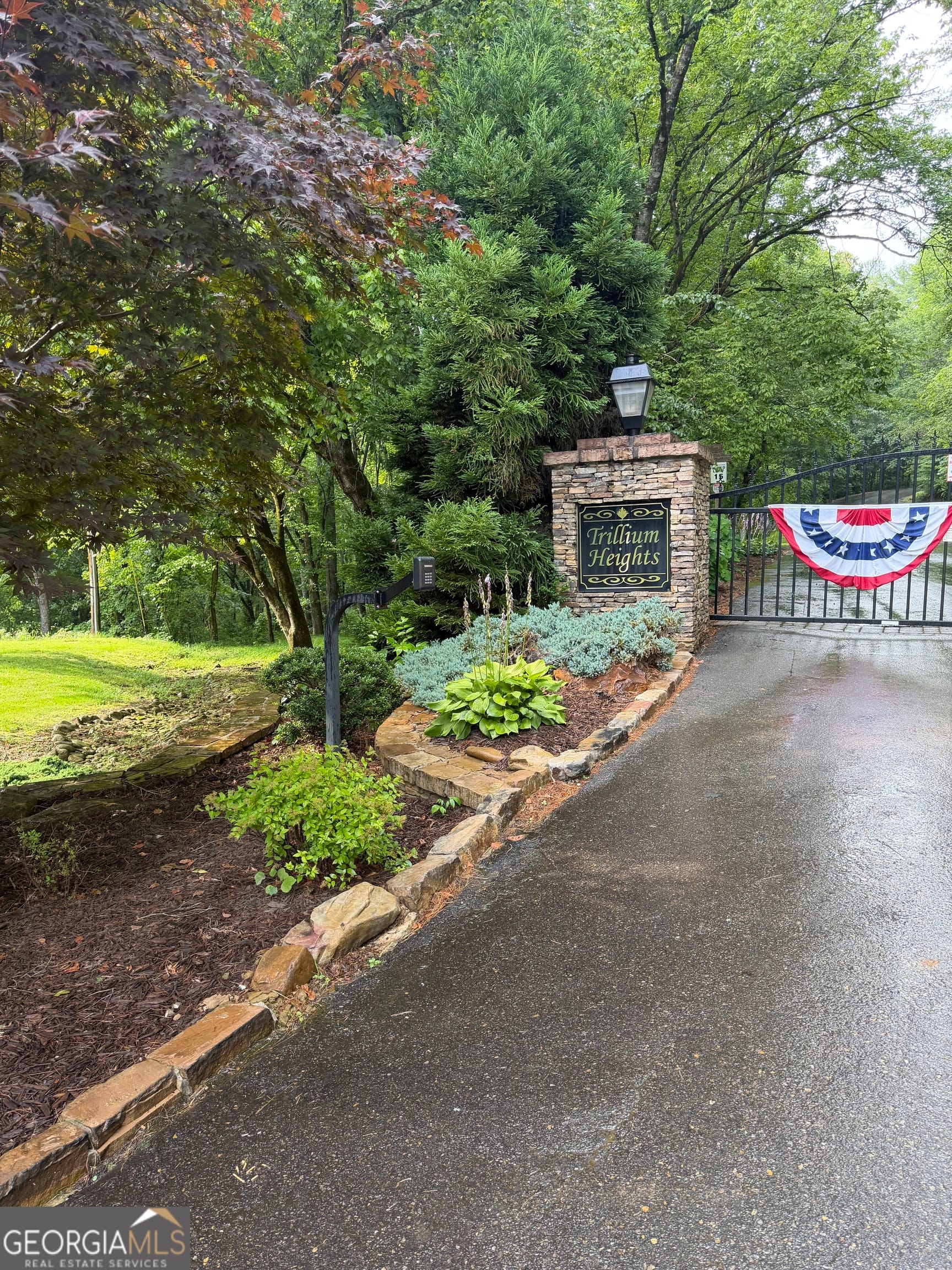 30 Trillium Hts Ter, Hayesville, NC 28904