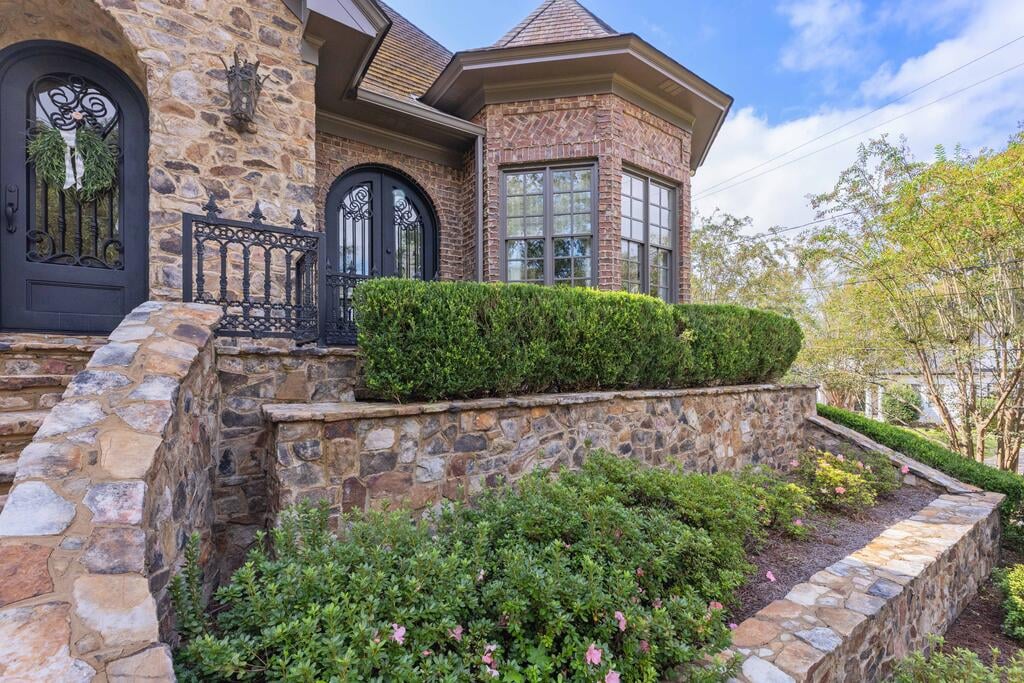 2000 Poplar Dr, Columbus, GA 31906