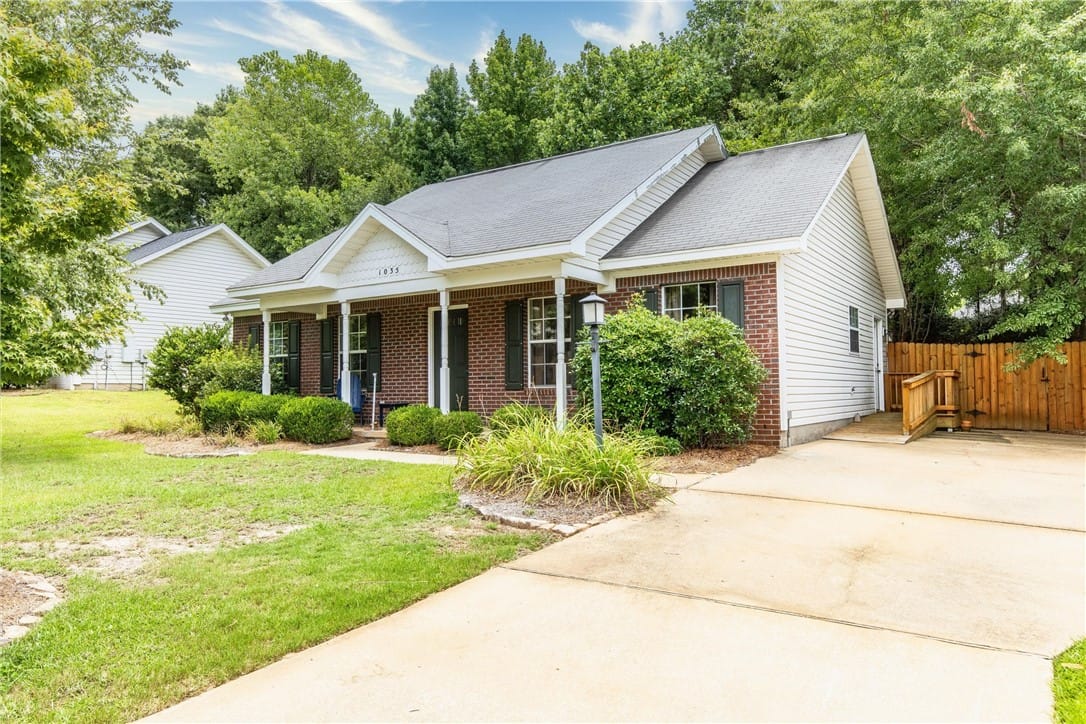 1035 PLEASANT, AUBURN, AL, 36830 — Photo 3